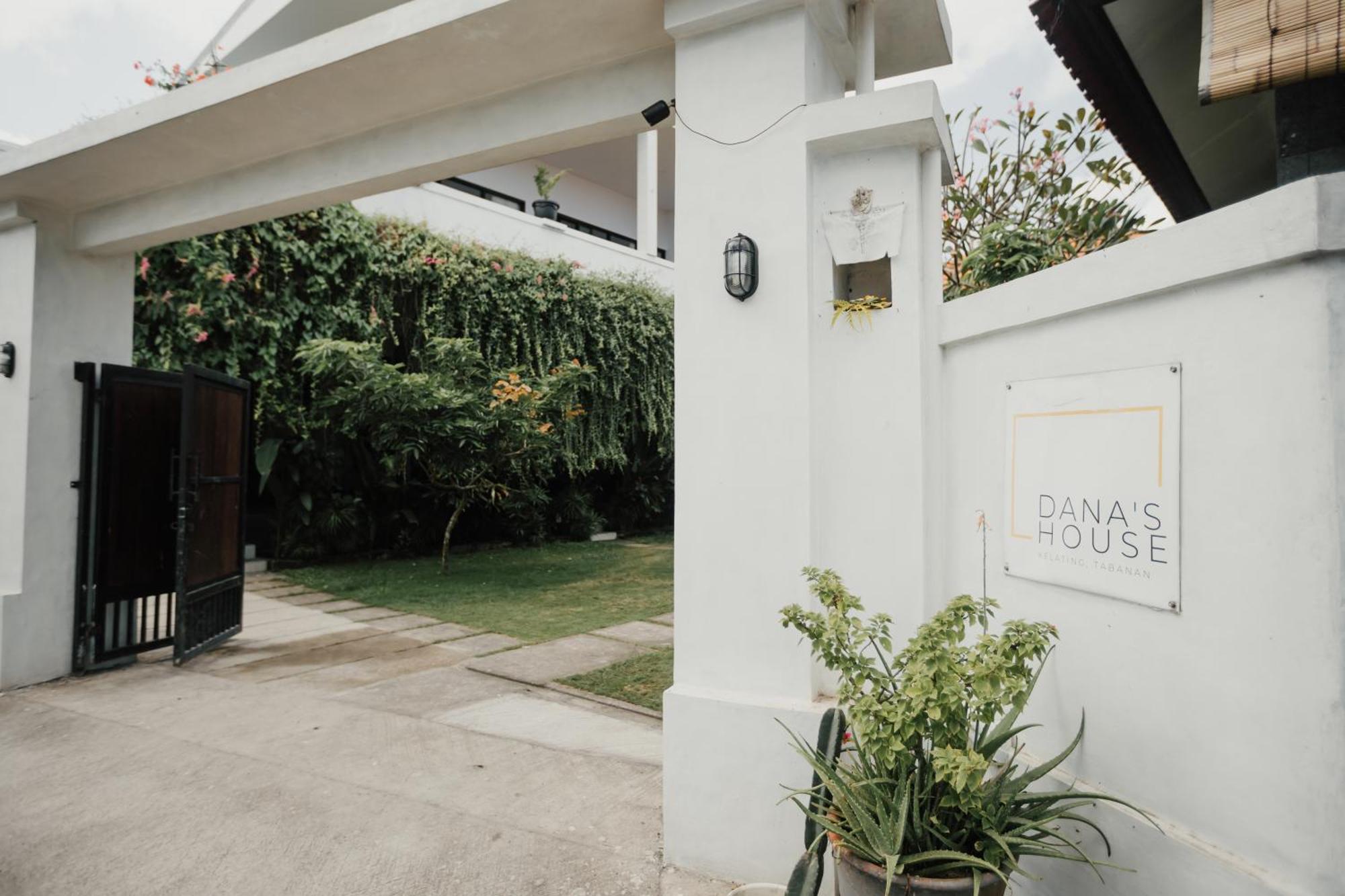 Hotel Dana'S House Selemadeg Exterior foto